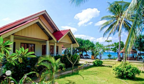 Lanta Emerald Bungalow